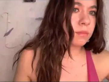 Bongacams Nude Webcam of SunOudker