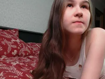 Bongacams Watch Live Sex Cams of littleowlx