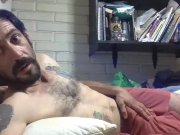 Cam4 Free Live Porn of azulito32