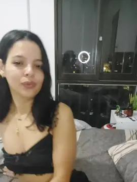 Cam4 Sex Cam of DarkhoneyX