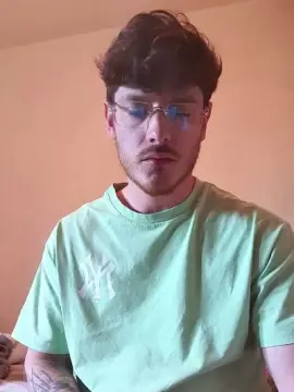 Cam4 Sex Chat of WetDream20