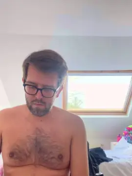 Cam4 Live Sex of charlyplc75