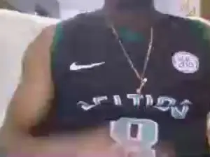 Cam4 Live Sex Cam of Preto_quente00