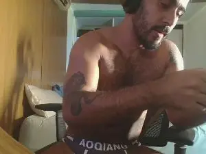 Cam4 Free Live Porn of taurusboy27