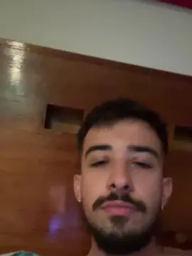 Cam4 Live Sex Cam of Tom00_