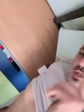 Cam4 Nude Webcam of RaySexy81