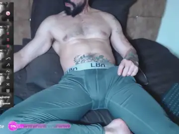 Cam4 Sex Cam of Valentino_01