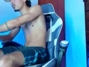 Cam4 Free Porn Cam of yankees_xxx