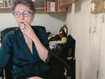 Cam4 Live Sex Cam of ChaudeRoxane