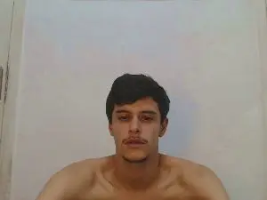 Cam4 Best live sex cam show of GiganteOMenino