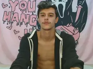 Cam4 Adult Video Chat of GiganteOMenino