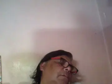 Cam4 Free Live Porn of romeoron70