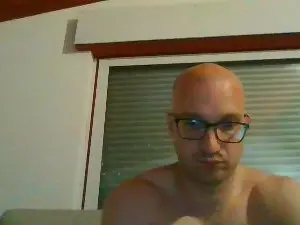Cam4 Adult Webcam of Axl_Ros2