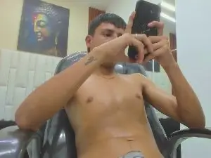 Cam4 Best live sex cam show of ucas_rivas