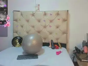 Cam4 Sex Cam of violeta_hot22