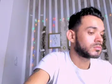 Cam4 Nude Webcam of EthanGray_