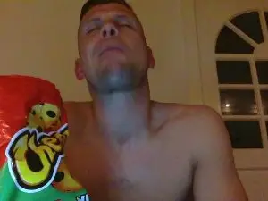 Cam4 Live Porn of Jokerandqueen