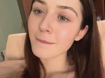 Cam4 Free Porn Cam of AdalineFontus