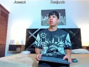 Cam4 Adult Webcams of Toyboys3