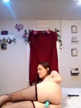 Cam4 Free Live Porn of ittybitty_sexy