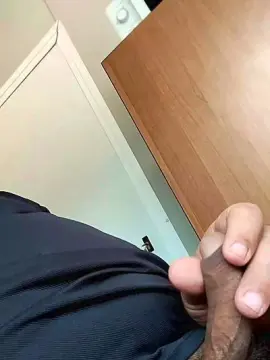 Cam4 Free Porn Cam of Bullvoglio