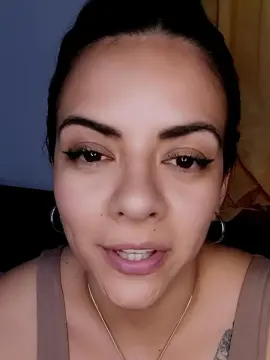 Cam4 Live Sex of Soylulu69