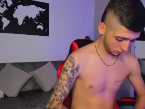 Cam4 Live Sex Cam of Mathewboy1