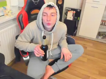 Cam4 Live Sex Cam of tonibiteen21