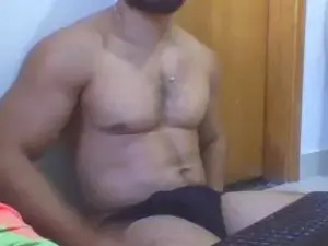 Cam4 Live Porn of MorenoCarente