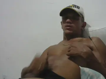 Cam4 Watch Live Sex Cams of gutozam