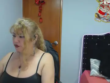 Cam4 Free Porn Cam of URSULAWHITE69