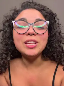 Cam4 Nude Webcam of bbycurlyy