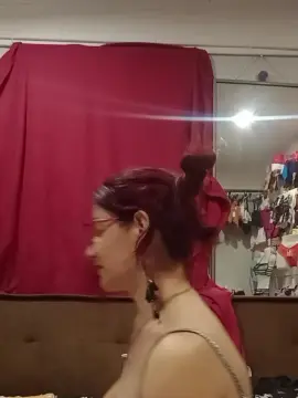 Cam4 Free Live Porn of AlejandritaMilf