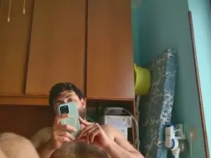 Cam4 Nude Webcam of Mark_ariete94