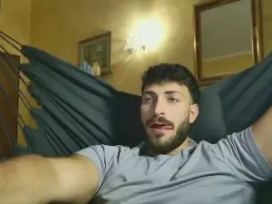 Cam4 Free Live Porn of Mark_ariete94