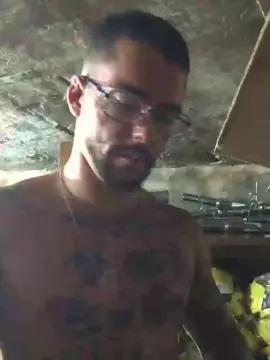 Cam4 Sex Cam of Abrahao22