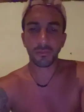 Cam4 Live Porn of Compahot2204