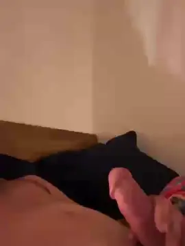 Cam4 Sex Cam of ozzi_hot