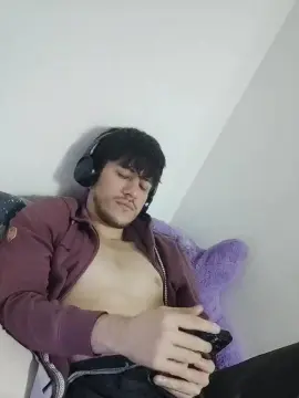 Cam4 Free Live Porn of Jchrz