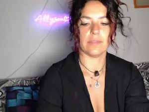 Cam4 Sex Chat of Allyson22andy