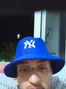 Cam4 Sex Cam of BOYCHARMOSO