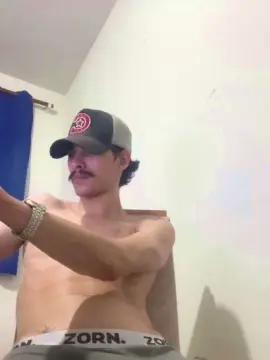Cam4 Free Porn Cam of branquinho62go