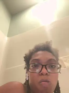 Cam4 Nude Webcam of Sexybrown39