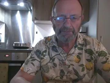 Cam4 Free Porn Cam of curvycock67