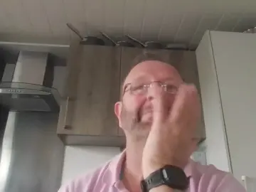 Cam4 Live Sex Cam of curvycock67