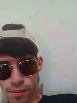 Cam4 Live Sex Cam of Juan_roman_Z