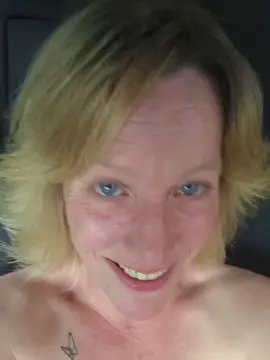 Cam4 Adult Webcam of BlueEye_Girl