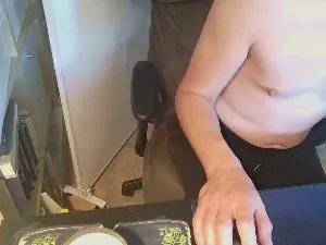 Cam4 Private Sex Chat of PowerShooter