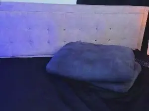 Cam4 Free Live Porn of joshuacanniggia