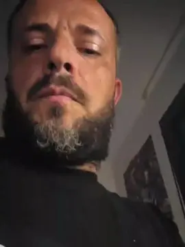 Cam4 Nude Webcam of Bighandx